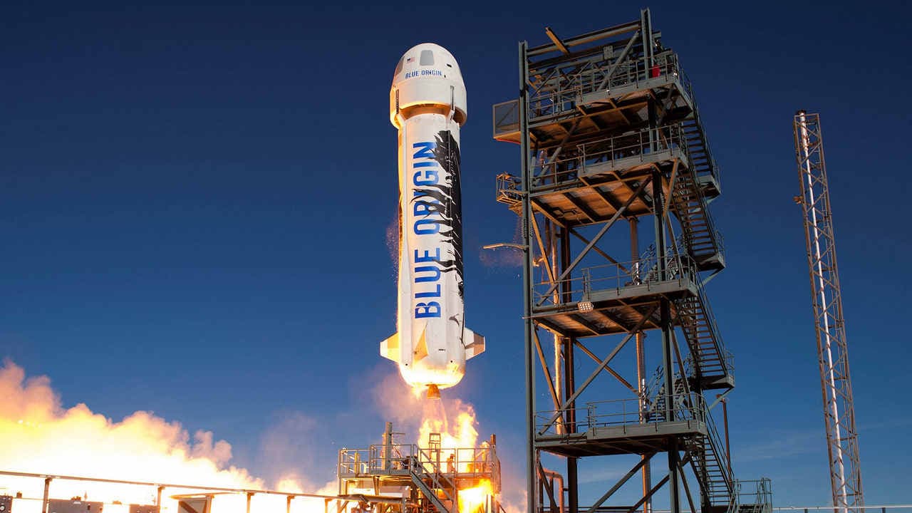 One of Blue Origin's reusable rocket undergoing test. Image credit: Blue Origin