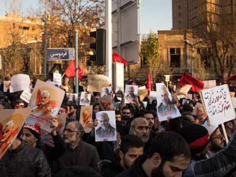 Public apology from top Iran military commander for downing Flight 752 sees protests across country Public apology from top Iran military commander for downing Flight 752 sees protests across country