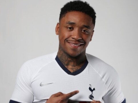 Premier League: Winger Steven Bergwijn signs for Tottenham Hotspur from PSV Eindhoven Premier League: Winger Steven Bergwijn signs for Tottenham Hotspur from PSV Eindhoven