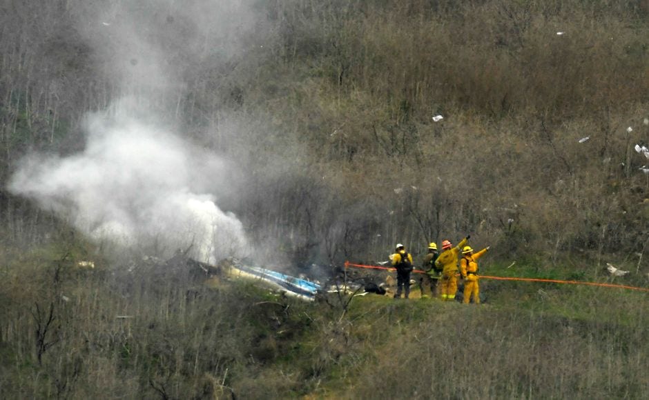Sikorsky S-76 helicopter slammed into a rugged hillside in Calabasas, west of Los Angeles. There were no survivors killing all eight passengers and the pilot. AP Sikorsky S-76 helicopter slammed into a rugged hillside in Calabasas, west of Los Angeles. There were no survivors killing all eight passengers and the pilot. AP