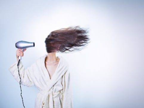 How to get shiny, strong hair part 3: Do's, don'ts and tips on picking the right hair oil How to get shiny, strong hair part 3: Do's, don'ts and tips on picking the right hair oil