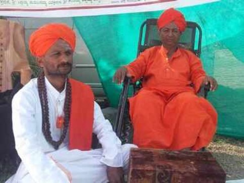 Lingayat mutt in Karnataka's Gadag district appoints married Muslim man as pontiff; to take charge on 26 Feb Lingayat mutt in Karnataka's Gadag district appoints married Muslim man as pontiff; to take charge on 26 Feb