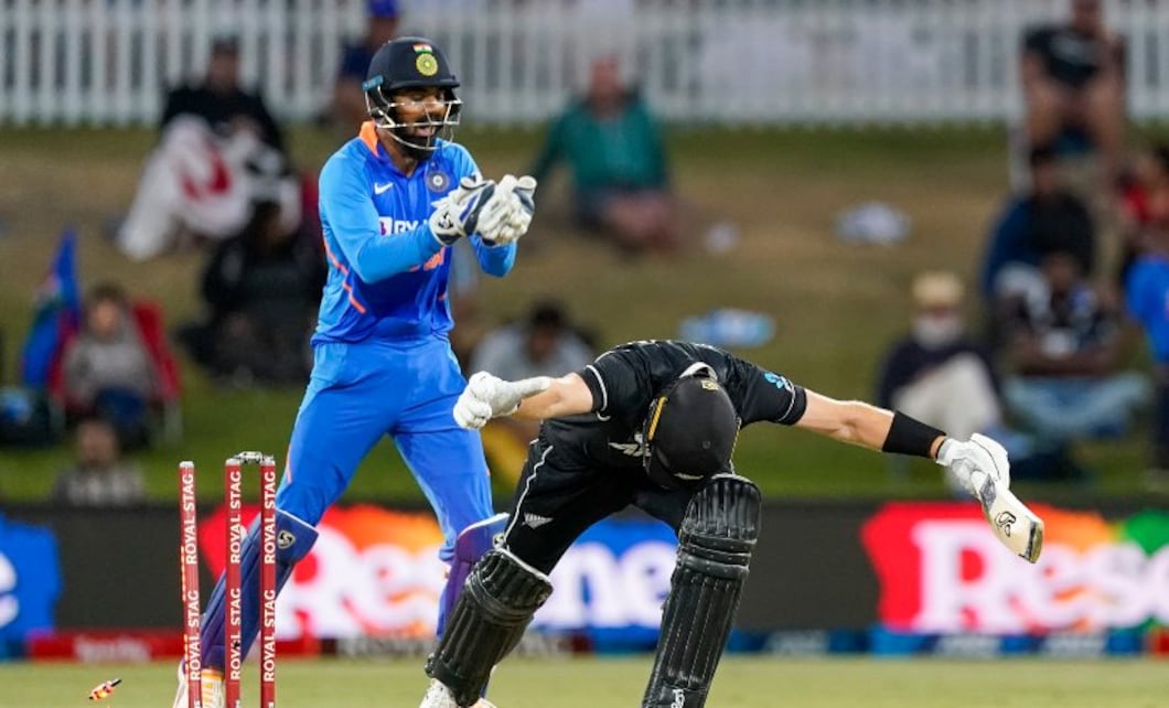 India's Yuzvendra Chahal bowls New Zealand's Martin Guptill during the third ODI between India and New Zealand. AP India's Yuzvendra Chahal bowls New Zealand's Martin Guptill during the third ODI between India and New Zealand. AP