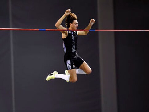 Armand Duplantis breaks pole vault world record for second time in eight days, with 6.18m effort Armand Duplantis breaks pole vault world record for second time in eight days, with 6.18m effort