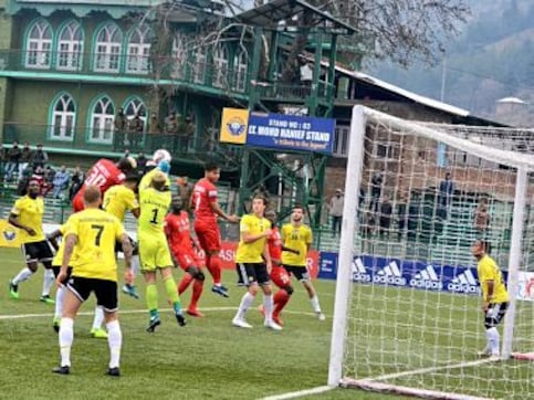 I-League 2019-20: Aizawl FC play out thrilling draw against Real Kashmir FC to secure point I-League 2019-20: Aizawl FC play out thrilling draw against Real Kashmir FC to secure point