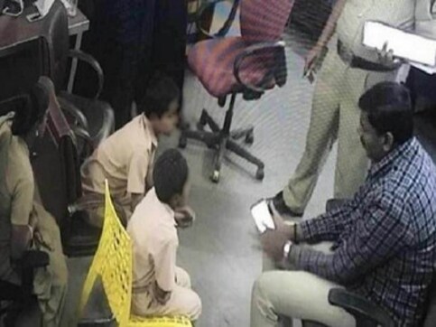 Karnataka child rights body pulls up Bidar cops for creating 'atmosphere of fear' at school, questioning kids over anti-CAA play sedition case Karnataka child rights body pulls up Bidar cops for creating 'atmosphere of fear' at school, questioning kids over anti-CAA play sedition case
