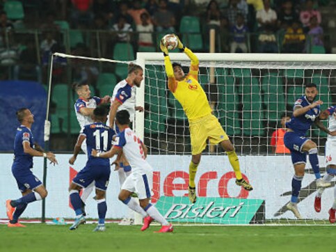 ISL 2019-20: Bengaluru FC, Chennaiyin FC's playoff hopes dealt with huge blow after dropping points in goalless draw ISL 2019-20: Bengaluru FC, Chennaiyin FC's playoff hopes dealt with huge blow after dropping points in goalless draw