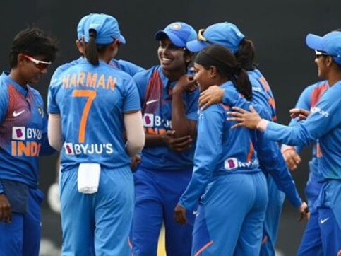 ICC Women's T20 World Cup 2020: India's first warm-up clash against Pakistan washed out without a ball being bowled ICC Women's T20 World Cup 2020: India's first warm-up clash against Pakistan washed out without a ball being bowled