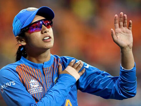ICC Women's T20 World Cup 2020: Mankading very much within rules, but good for us batters to be warned 'once or twice', says Smriti Mandhana ICC Women's T20 World Cup 2020: Mankading very much within rules, but good for us batters to be warned 'once or twice', says Smriti Mandhana