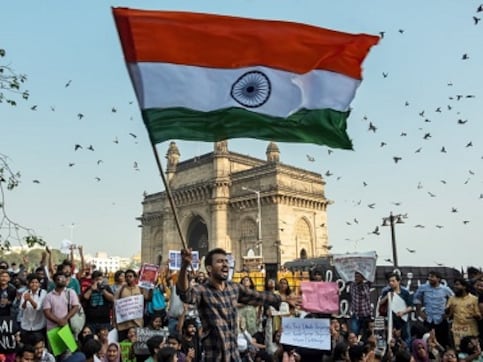 Constitution Day: Tuli Bakshi, Sharib Ali on the idea of justice as enshrined in the Constitution Constitution Day: Tuli Bakshi, Sharib Ali on the idea of justice as enshrined in the Constitution