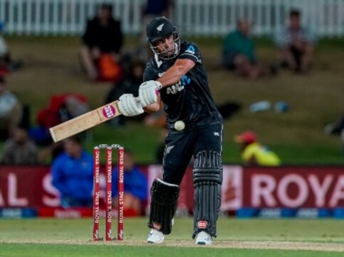 Martin Guptill, Henry Nicholls and Colin de Grandhomme score fifties to help New Zealand complete 3-0 ODI series sweep against India Martin Guptill, Henry Nicholls and Colin de Grandhomme score fifties to help New Zealand complete 3-0 ODI series sweep against India