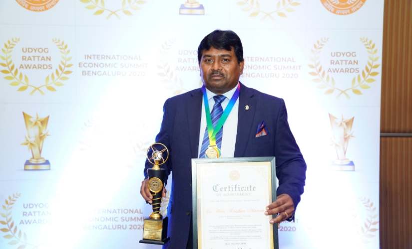 File image of Dr Hari Krishna Maram (second from right), chairman and digital brand ambassador of Vision Digital India