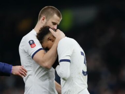 Tottenham Hotspur's Eric Dier climbs into crowd to confront fan after Norwich City defeat Tottenham Hotspur's Eric Dier climbs into crowd to confront fan after Norwich City defeat