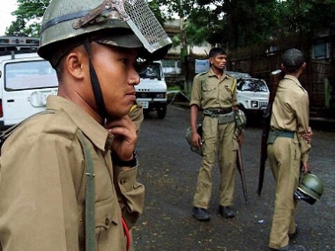 Mobile internet ban lifted in two Meghalaya districts; services to remain withdrawn in Ri-Bhoi, Khasi Hills till Wednesday morning Mobile internet ban lifted in two Meghalaya districts; services to remain withdrawn in Ri-Bhoi, Khasi Hills till Wednesday morning