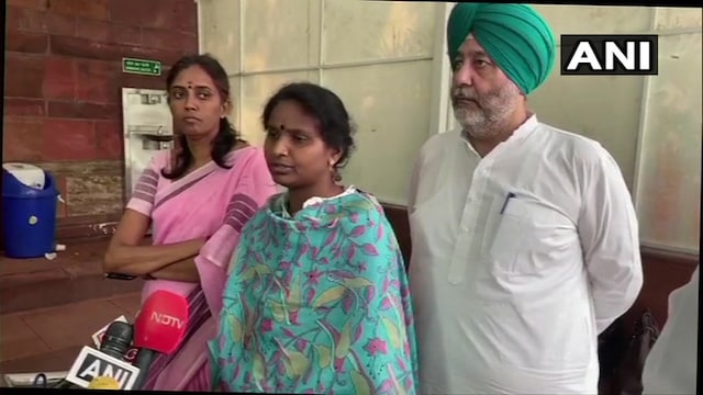 Lok Sabha disrupted over Delhi riots; Congress' Ramya Haridas claims she was assaulted, says 'because I am a Dalit woman?' Lok Sabha disrupted over Delhi riots; Congress' Ramya Haridas claims she was assaulted, says 'because I am a Dalit woman?'