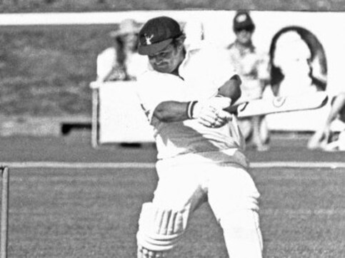 New Zealand's big-hitting wicketkeeper-batsman Jock Edwards passes away at 64 New Zealand's big-hitting wicketkeeper-batsman Jock Edwards passes away at 64