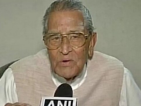 MV Rajasekharan passes away at 91: Veteran Congress leader a politico of 'simplicity, humility, maturity', says BS Yediyurappa MV Rajasekharan passes away at 91: Veteran Congress leader a politico of 'simplicity, humility, maturity', says BS Yediyurappa
