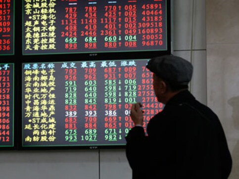 Asia stocks pull ahead on rebound in crude prices, promise of more US govt aid to cushion economy Asia stocks pull ahead on rebound in crude prices, promise of more US govt aid to cushion economy
