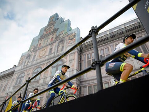 Keeping cycling alive: The 104th edition of Tour of Flanders goes virtual with special 'lockdown edition' Keeping cycling alive: The 104th edition of Tour of Flanders goes virtual with special 'lockdown edition'