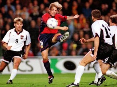 Gaizka Mendieta interview: The word 'fair' shouldn't be used in football, even less during these unprecedented times' Gaizka Mendieta interview: The word 'fair' shouldn't be used in football, even less during these unprecedented times'