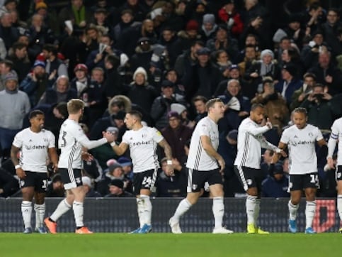 Coronavirus Outbreak: 'Psychologist helping young foreign players tide through lockdown', says Fulham manager Scott Parker Coronavirus Outbreak: 'Psychologist helping young foreign players tide through lockdown', says Fulham manager Scott Parker