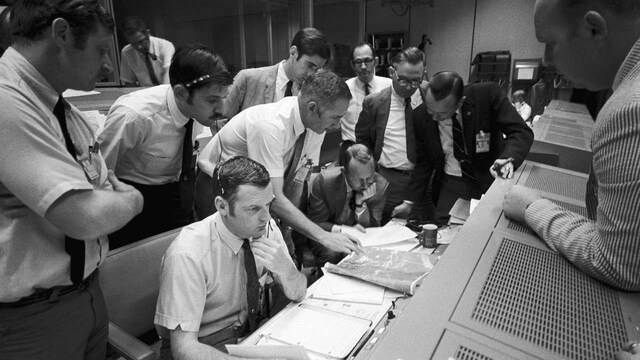 The crew heard a loud bang and several alarms started ringing after the explosion. Mission Control in Houston improvised new procedures in order to get the crew back to safety. However, they faced a lot of hardships - limited power, a cold and wet cabin and a shortage of potable water. Image credit: NASA The crew heard a loud bang and several alarms started ringing after the explosion. Mission Control in Houston improvised new procedures in order to get the crew back to safety. However, they faced a lot of hardships - limited power, a cold and wet cabin and a shortage of potable water. Image credit: NASA