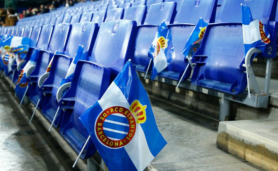 Similar to Leganés, RCD Espanyol sport a simple crest displaying their club colours front and centre. The team, based in Barcelona, originally played in bright yellow before changing to blue and white in 1910. The colours were chosen as tribute to the shield of Sicilian-Aragonese Admiral Roger de Lluria, who sailed the Mediterranean protecting the interests of the Crown of Aragon in the Middle Ages. Similar to Leganés, RCD Espanyol sport a simple crest displaying their club colours front and centre. The team, based in Barcelona, originally played in bright yellow before changing to blue and white in 1910. The colours were chosen as tribute to the shield of Sicilian-Aragonese Admiral Roger de Lluria, who sailed the Mediterranean protecting the interests of the Crown of Aragon in the Middle Ages.