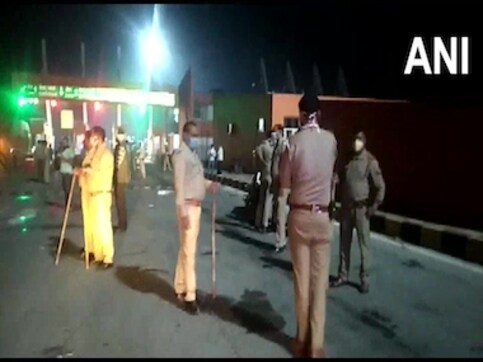 Six migrants killed, four seriously injured after being run over by bus near UP's Muzaffarnagar; police arrests driver Six migrants killed, four seriously injured after being run over by bus near UP's Muzaffarnagar; police arrests driver