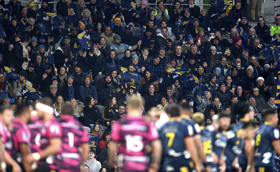 On Saturday, New Zealand became one of the first nations in the world to welcome fans back into a packed sports stadium. A near capacity crowd came to watch Highlanders beat Chiefs in Super Rugby Aotearoa. AP On Saturday, New Zealand became one of the first nations in the world to welcome fans back into a packed sports stadium. A near capacity crowd came to watch Highlanders beat Chiefs in Super Rugby Aotearoa. AP