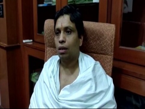 Patanjali CEO Acharya Balkrishna claims company has developed Ayurvedic medicine to cure COVID-19 patients Patanjali CEO Acharya Balkrishna claims company has developed Ayurvedic medicine to cure COVID-19 patients