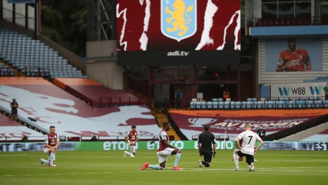 Footballers 'overwhelmingly support' taking a knee, says players' union