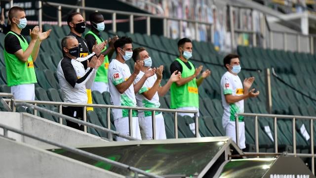 Bundesliga: Coaches, substitutes won't be required to wear masks anymore while being in technical zone Bundesliga: Coaches, substitutes won't be required to wear masks anymore while being in technical zone