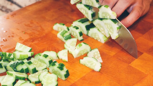 Top choppers for you to seamlessly cut vegetables and fruits Top choppers for you to seamlessly cut vegetables and fruits