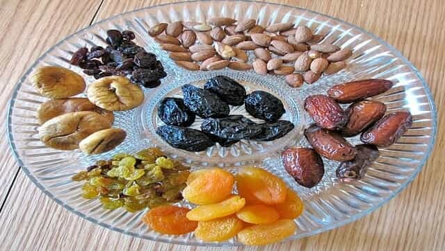 From dry fruits to caffeine, five foods that should be consumed in moderation during the summers From dry fruits to caffeine, five foods that should be consumed in moderation during the summers