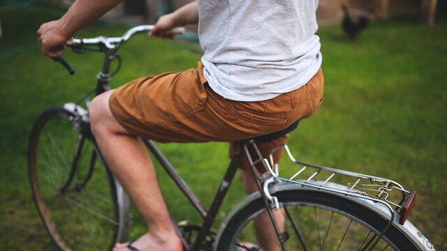 Look fashionable with these 4 trendy shorts for men Look fashionable with these 4 trendy shorts for men