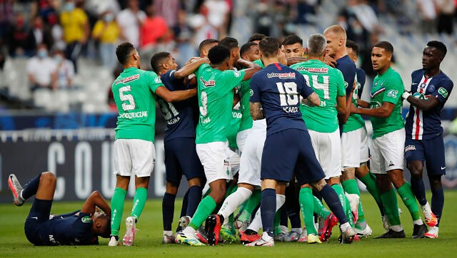 French Cup: Paris Saint-Germain beat Saint-Etienne to clinch title as Kylian Mbappe limps off with ankle injury French Cup: Paris Saint-Germain beat Saint-Etienne to clinch title as Kylian Mbappe limps off with ankle injury