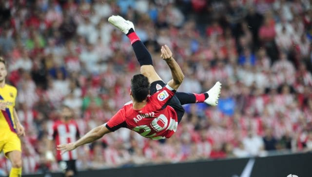 Athletic Bilbao’s Aritz Aduriz started the final season of his career by scoring a stunning overhead winner in the season’s opening match vs Barcelona. He played his final game against Valladolid and announced retirement on 20 May. LaLiga Athletic Bilbao’s Aritz Aduriz started the final season of his career by scoring a stunning overhead winner in the season’s opening match vs Barcelona. He played his final game against Valladolid and announced retirement on 20 May. LaLiga