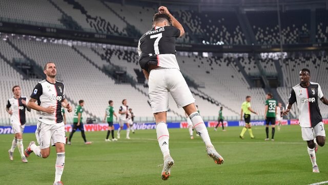 Serie A: Ronaldo's penalties help Juventus salvage draw against Atalanta; Sassuolo beat Lazio with stoppage time goal Serie A: Ronaldo's penalties help Juventus salvage draw against Atalanta; Sassuolo beat Lazio with stoppage time goal