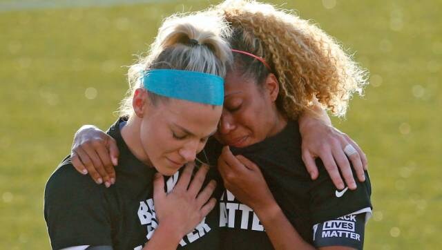 NWSL footballers Julie Ertz, Casey Short open up on vulnerable moment while kneeling during national anthem NWSL footballers Julie Ertz, Casey Short open up on vulnerable moment while kneeling during national anthem