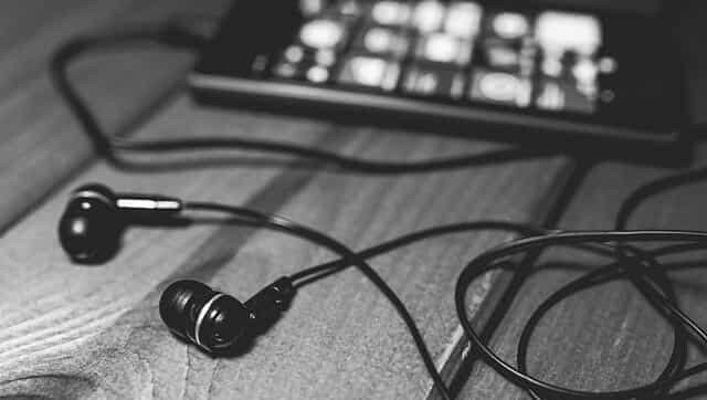 Cochlear damage, outer ear infections and more risks of using earphones for extended periods of time Cochlear damage, outer ear infections and more risks of using earphones for extended periods of time