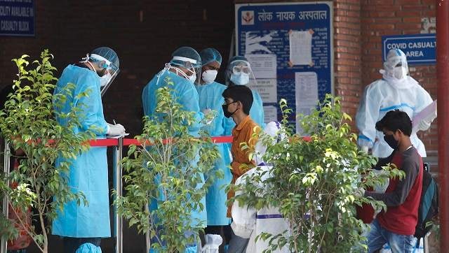 Coronavirus Updates: Confirmed cases in Maharashtra cross two lakh with 7,074 new infections reported today; toll reaches 8,671 Coronavirus Updates: Confirmed cases in Maharashtra cross two lakh with 7,074 new infections reported today; toll reaches 8,671