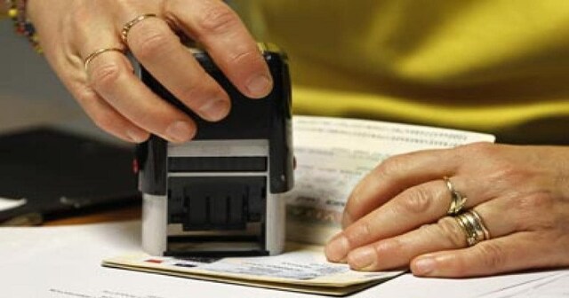 Centre extends visas of all foreign nationals stuck in India due to COVID-19 till 30 Sep