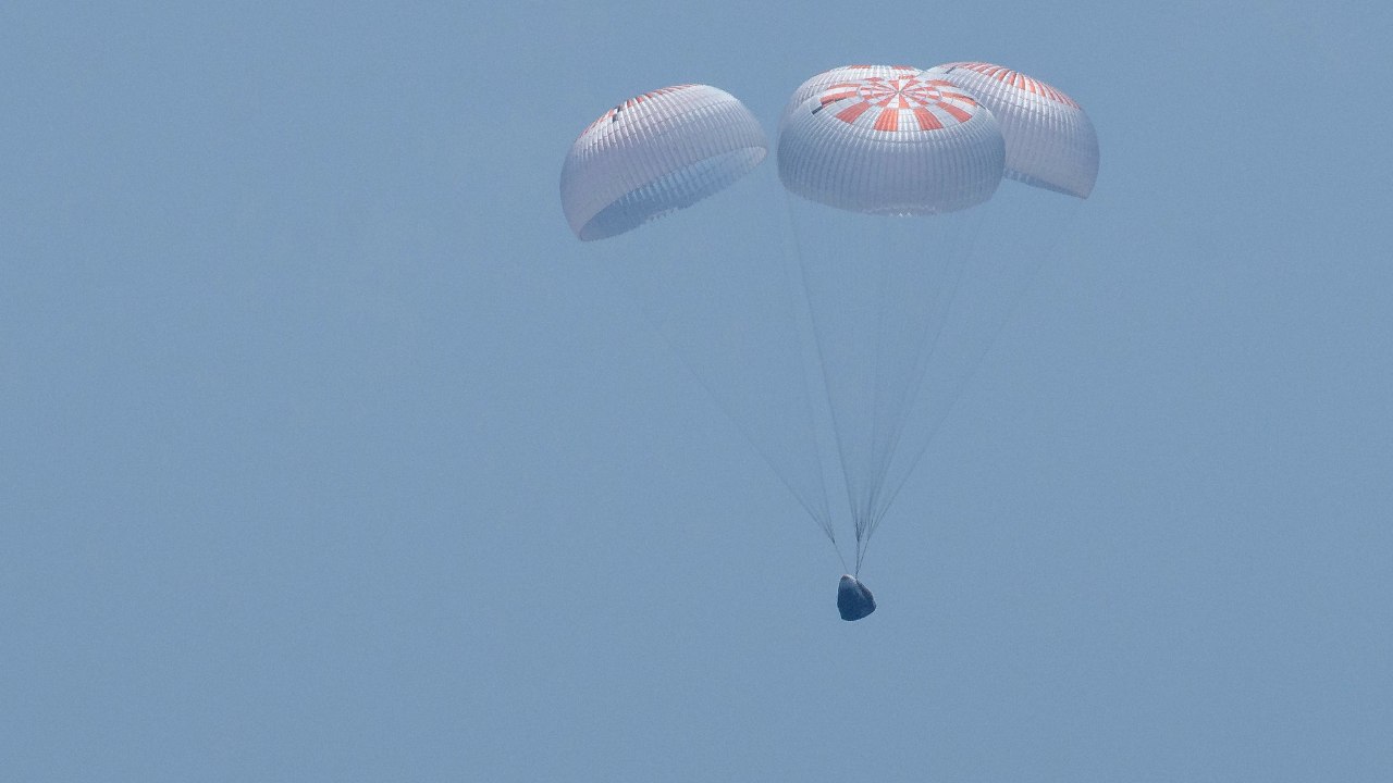 SpaceXs Endeavour crew capsule nails water landing, brings NASA astronauts home in historic mission for US