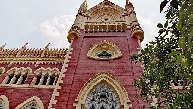 Reporter has fundamental right to publish news that may not be palatable to administration: Calcutta HC Reporter has fundamental right to publish news that may not be palatable to administration: Calcutta HC