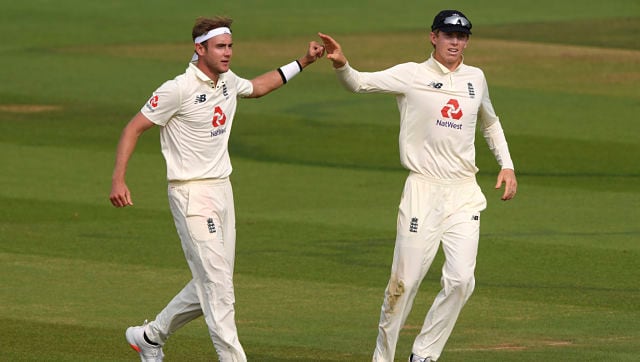England vs Pakistan: Zak Crawley warns bad light can cause 'life-changing' injuries England vs Pakistan: Zak Crawley warns bad light can cause 'life-changing' injuries