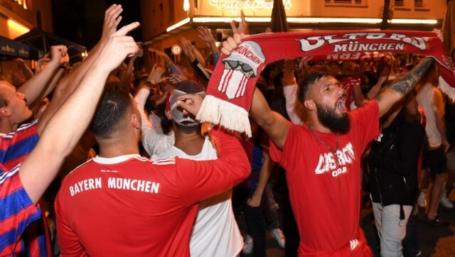 Champions League: Bayern's win brings joy to Munich, scuffles break out in Paris as Police use tear gas Champions League: Bayern's win brings joy to Munich, scuffles break out in Paris as Police use tear gas