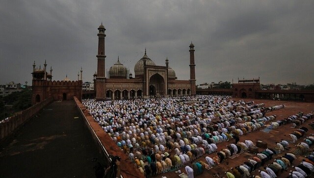Jama Masjid and Fatehpuri Masjid in Delhi's old quarters attracted a number of people for the early morning namaaz. In Uttar Pradesh, most people offered namaaz at home due to the weekend lockdowns imposed to contain the infection. AP Jama Masjid and Fatehpuri Masjid in Delhi's old quarters attracted a number of people for the early morning namaaz. In Uttar Pradesh, most people offered namaaz at home due to the weekend lockdowns imposed to contain the infection. AP