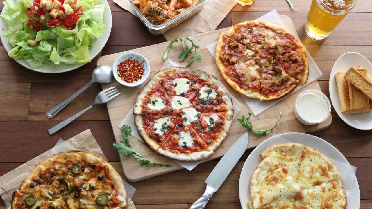 The participants were able to eat almost 3000 calories worth of pizza on average in one sitting
