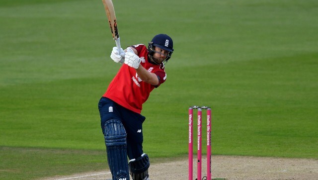England's Dawid Malan displaces Babar Azam to take top spot in ICC T20I batting rankings England's Dawid Malan displaces Babar Azam to take top spot in ICC T20I batting rankings