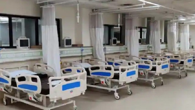 COVID-19 patient dies waiting for bed at Delhi's Apollo Hospital; family attacks staff COVID-19 patient dies waiting for bed at Delhi's Apollo Hospital; family attacks staff